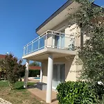 Chambre Privatunterkunft *